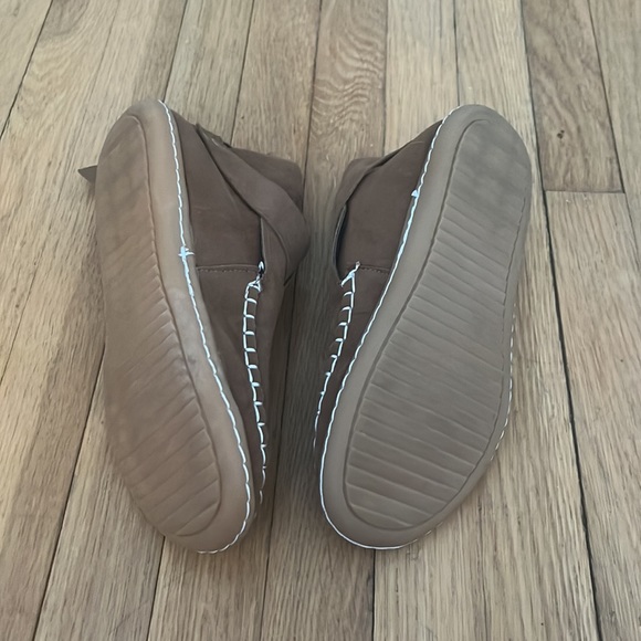 ROSY Boutique Brown Buckle Moccasin Boot Size 8.5 - Picture 3 of 5